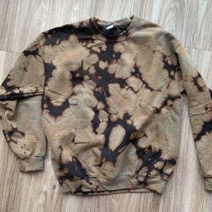 Reverse Tie Dye Sweatshirt
